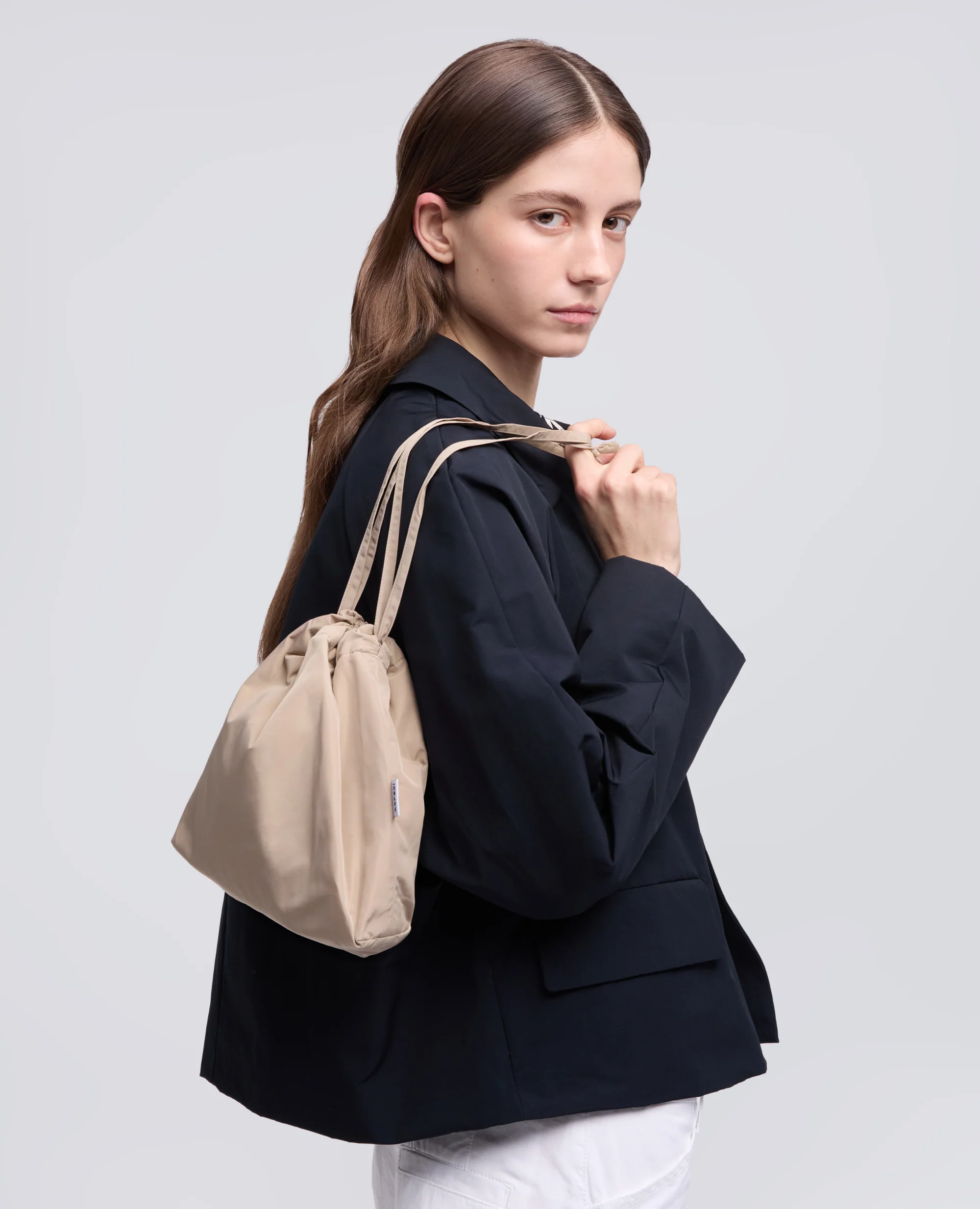 BORSA A SACCHETTO CON TRACOLLA - BEIGE - Image 3