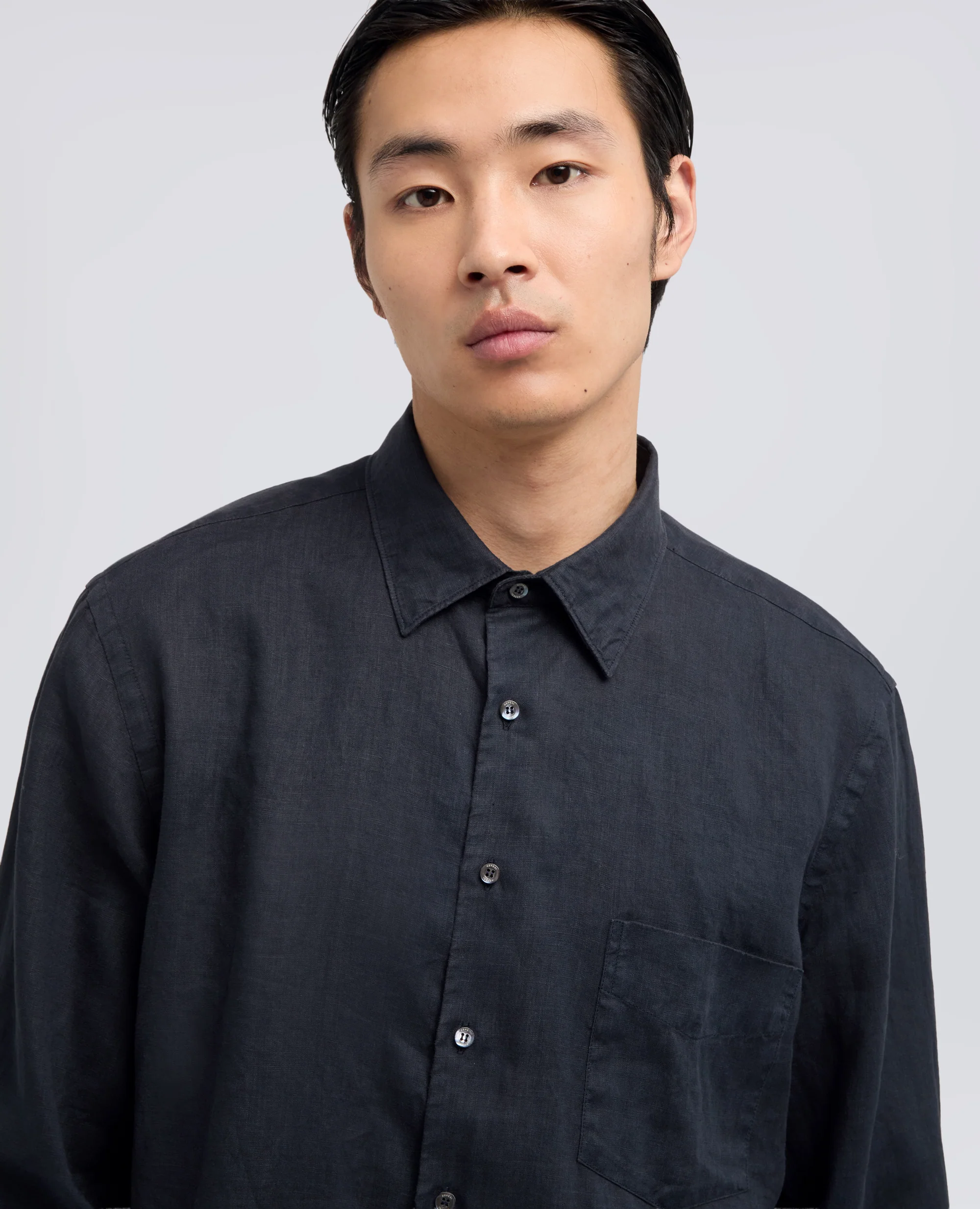 CAMICIA IN LINO LEGGERO CON TASCHINO - NAVY - Image 4