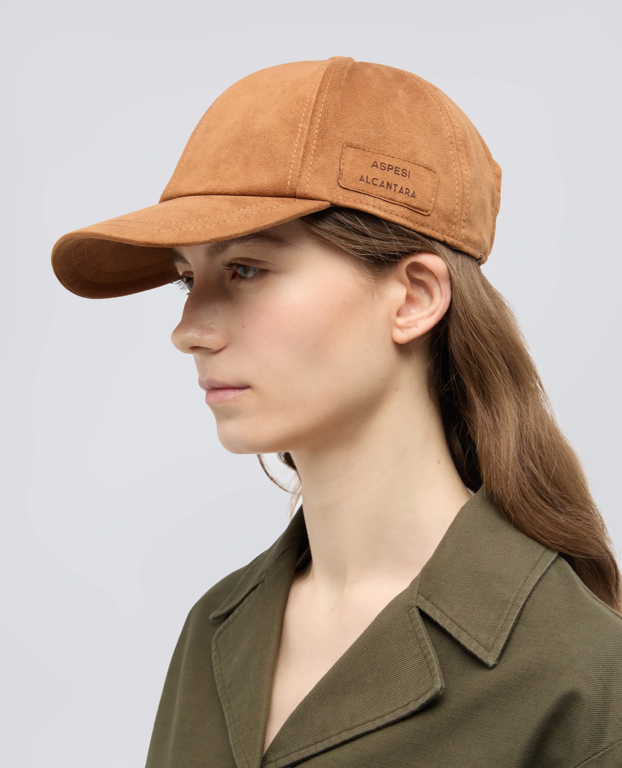 CAPPELLO IN ALCANTARA® CON VISIERA - RUGGINE - Image 4