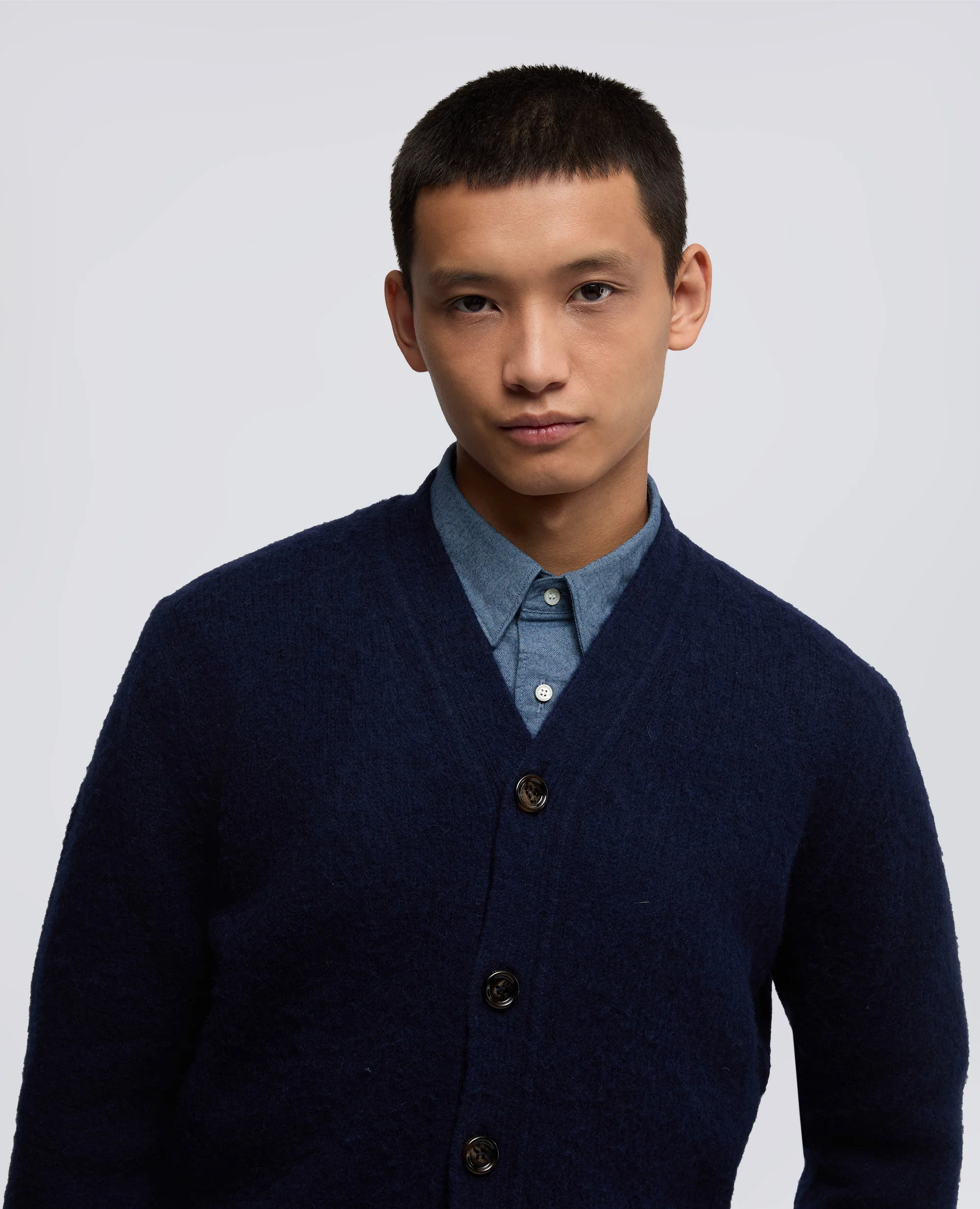CARDIGAN IN LANA SHETLAND - NAVY - Image 4