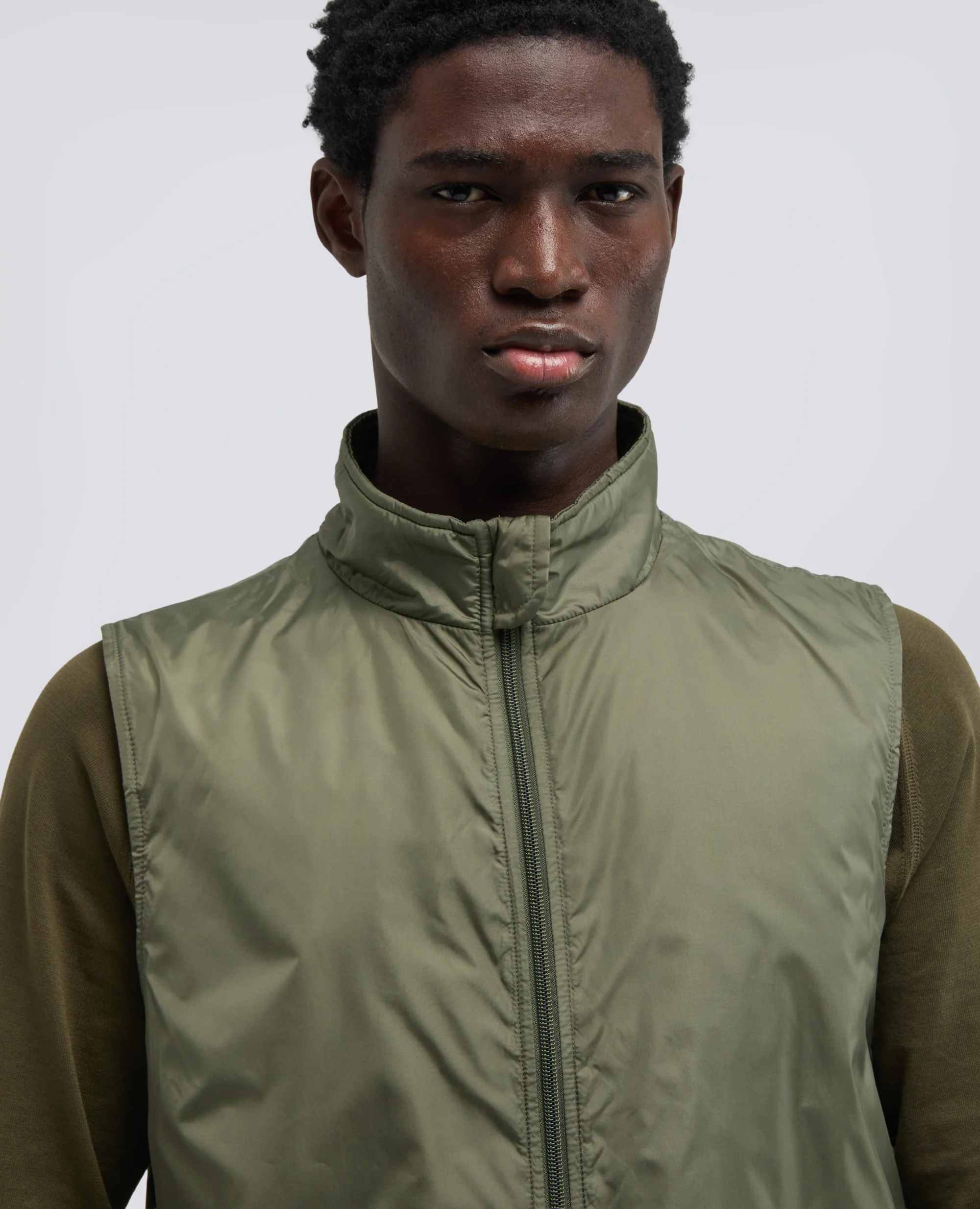 GILET VERNES IN NYLON - OLIVA - Image 4