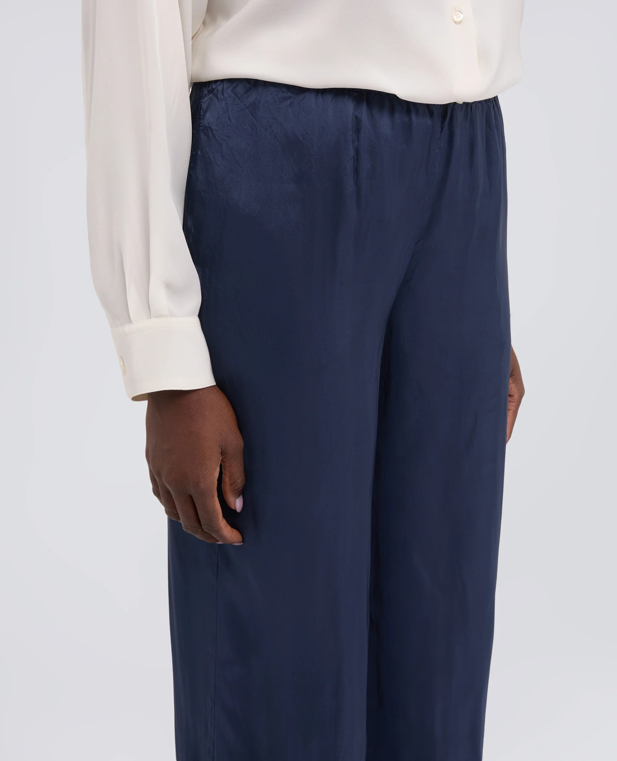 PANTALONE IN TWILL DI VISCOSA LAVATO - BLU - Image 4
