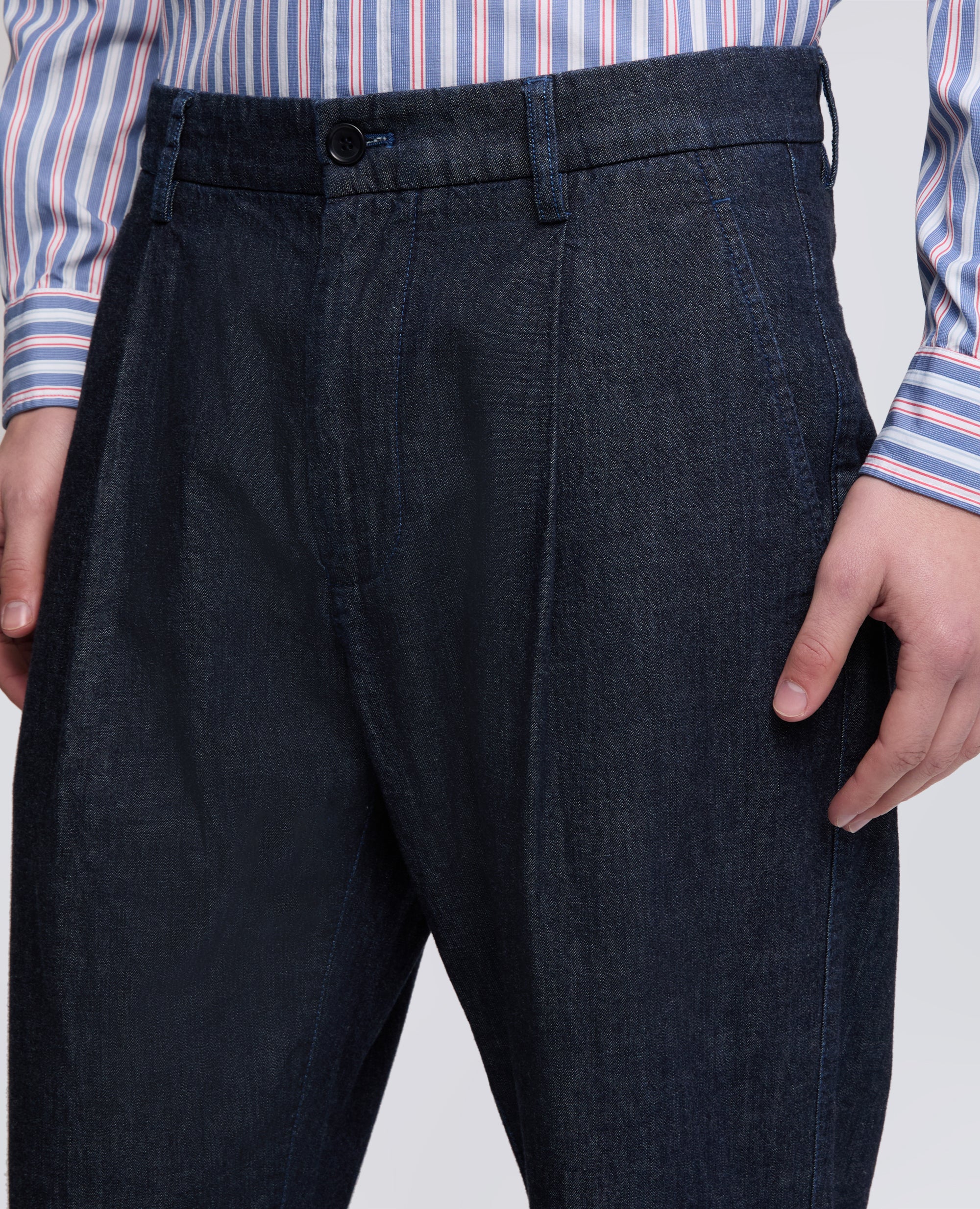 PANTALONE MONO PINCE IN DENIM DI COTONE LEGGERO - DENIM SCURO - Image 4